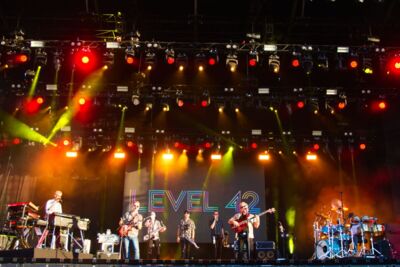 Level 42 @ W-Fest vrijdag, picture 14, photographed by Luc Klinckaert - FrontView Magazine