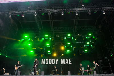 Moody Mae @ Maanrock, picture 3, photographed by Marc Verdonck - FrontView Magazine
