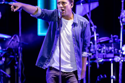 Niels Destadsbader @ Buikrock, picture 3, photographed by Sven Vandervoort - FrontView Magazine