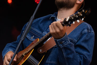 Suzan & Freek @ Buikrock, picture 13, photographed by Sven Vandervoort - FrontView Magazine