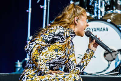 Laura Tesoro Live op Maanrock 2022, foto 6, foto's door Paul Jongeneelen - FrontView Magazine