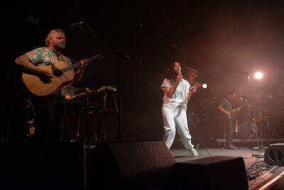 Intergalactic Lovers @ OLT, foto 14, foto's door David Johnson - FrontView Magazine