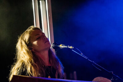 Hooverphonic @ Road Rock, picture 24, photographed by Jürgen Bruynooghe - FrontView Magazine