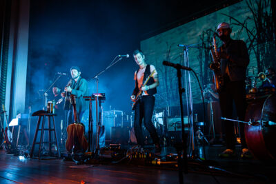 Fleet Foxes @ De Roma, picture 5, photographed by David Johnson - FrontView Magazine