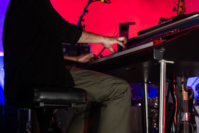Fleet Foxes @ De Roma, picture 10, photographed by David Johnson - FrontView Magazine