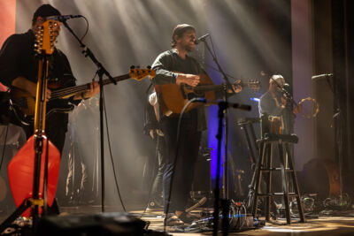Fleet Foxes @ De Roma, picture 19, photographed by David Johnson - FrontView Magazine