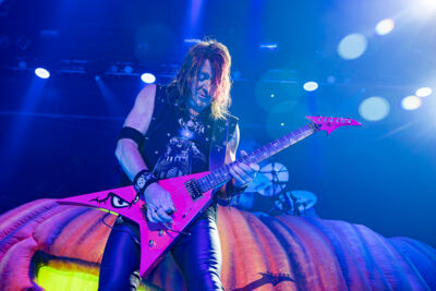 Helloween @ 013, foto 6, foto's door Dorien Goetschalckx - FrontView Magazine