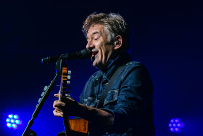 Bart Peeters @ Lolands, picture 1, photographed by Sven Vandervoort - FrontView Magazine