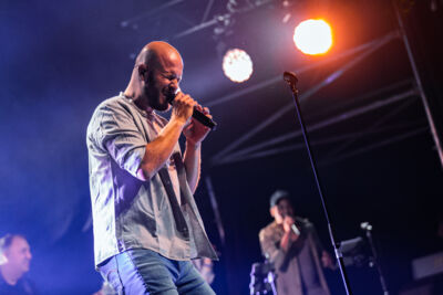 Stan Van Samang @ Lolands, picture 5, photographed by Sven Vandervoort - FrontView Magazine