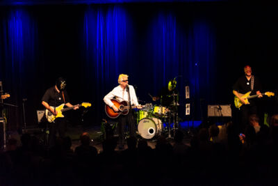 Nick Lowe & Los Straitjackets @ DeCasino Sint Niklaas, picture 21, photographed by Johan Van Buggenhout - FrontView Magazine