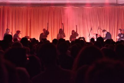 Eefje De Visser @ De Casino, picture 3, photographed by Luc Klinckaert - FrontView Magazine