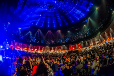 Kasabian Live in Brussels, picture 2, photographed by Paul Jongeneelen - FrontView Magazine