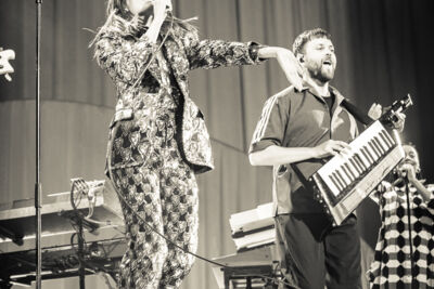 Clara Luciani @ Zénith Arena Lille, picture 7, photographed by Anais Callens - FrontView Magazine