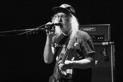 Dinosaur Jr. Live at Trix, picture 7, photographed by Paul Jongeneelen - FrontView Magazine