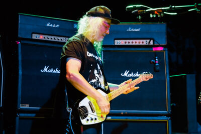 Dinosaur Jr. Live at Trix, picture 12, photographed by Paul Jongeneelen - FrontView Magazine