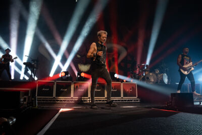 SUM41 @ Vorst Nationaal, picture 3, photographed by Johan Van Buggenhout - FrontView Magazine