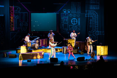Kapitein Winokio #HalloAarde @ De Warande, picture 27, photographed by Ann Carpentier - FrontView Magazine