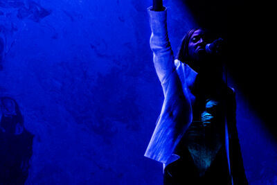 Charlotte Adigéry & Bolis Pupul @ Trix, picture 19, photographed by Sandra Van Watermeulen - FrontView Magazine