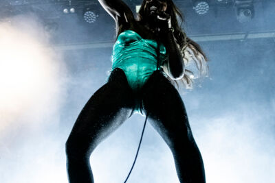 Charlotte Adigéry & Bolis Pupul @ Trix, picture 29, photographed by Sandra Van Watermeulen - FrontView Magazine