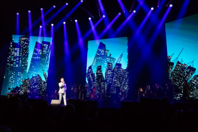 Dana Winner Invites, One Night Only @ Sportpaleis, picture 19, photographed by Marc Verdonck - FrontView Magazine