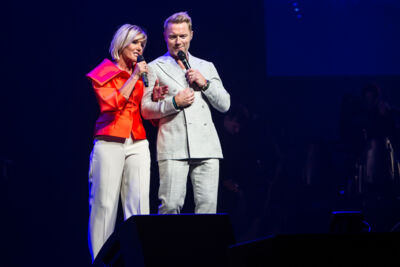 Dana Winner Invites, One Night Only @ Sportpaleis, picture 24, photographed by Marc Verdonck - FrontView Magazine