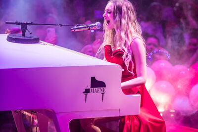 Camille @ Lotto Arena, picture 16, photographed by Marc Verdonck - FrontView Magazine