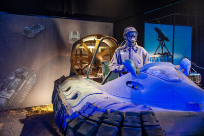 Persvoorstelling Bond in Motion @ Paleis 1 Brussel, picture 9, photographed by Peter Minnebo - FrontView Magazine