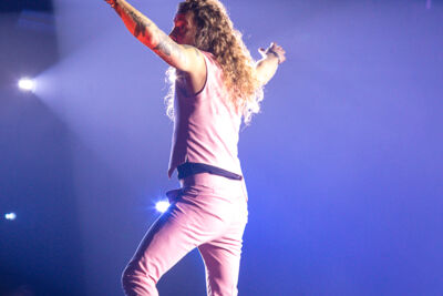 Julien Doré @ Zénith de Lille, foto 8, foto's door FrontView Magazine