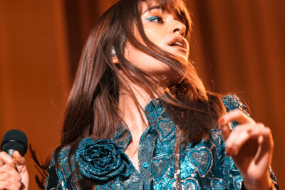 Clara Luciani - Respire Encore Tour @ Zénith de Lille, picture 10, photographed by Anais Callens - FrontView Magazine