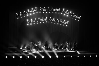 Clara Luciani - Respire Encore Tour @ Zénith de Lille, picture 25, photographed by Anais Callens - FrontView Magazine