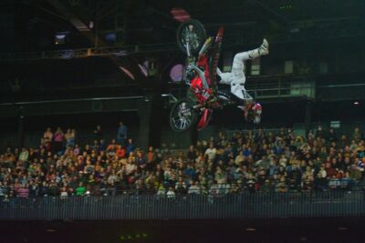 Hot Wheels Glow Party @ Sportpaleis, picture 17, photographed by Luc Klinckaert - FrontView Magazine