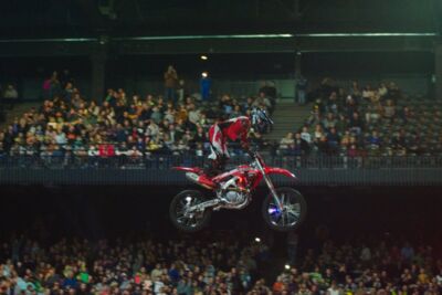 Hot Wheels Glow Party @ Sportpaleis, picture 21, photographed by Luc Klinckaert - FrontView Magazine