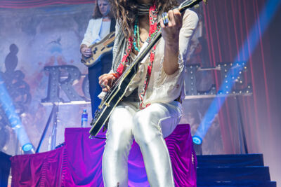 Palaye Royal @ 013, foto 13, foto's door David Johnson - FrontView Magazine