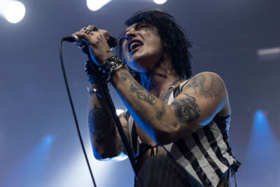Palaye Royal @ 013, foto 31, foto's door David Johnson - FrontView Magazine