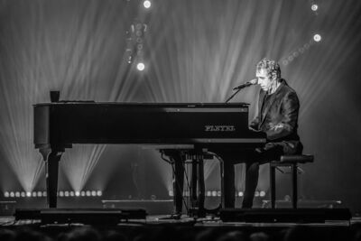 Julien Clerc En concert @ De Roma, picture 22, photographed by Paul Jongeneelen - FrontView Magazine