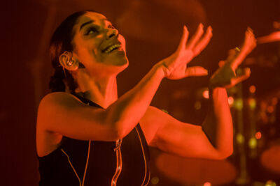 Laura Tesoro @ Het Depot, picture 4, photographed by Jürgen Bruynooghe - FrontView Magazine