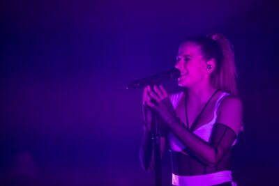 Laura Tesoro @ Het Depot, picture 9, photographed by Jürgen Bruynooghe - FrontView Magazine