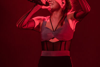 Laura Tesoro @ Het Depot, picture 17, photographed by Jürgen Bruynooghe - FrontView Magazine