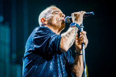 Eros Ramazotti Live in concert @ Forest-National, picture 7, photographed by Paul Jongeneelen - FrontView Magazine
