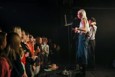 Nieve Ella @ Trix, picture 5, photographed by Marc Verdonck - FrontView Magazine