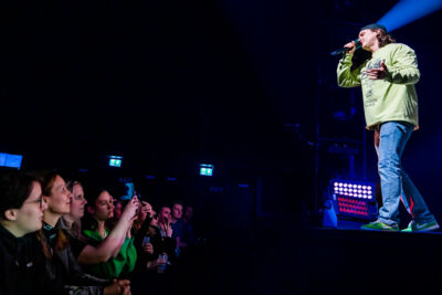 Lukas Graham @ 013, picture 5, photographed by Dorien Goetschalckx - FrontView Magazine