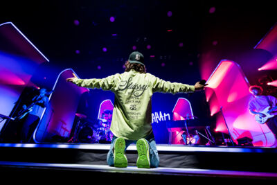 Lukas Graham @ 013, picture 7, photographed by Dorien Goetschalckx - FrontView Magazine