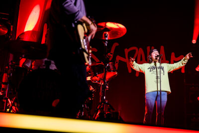 Lukas Graham @ 013, picture 8, photographed by Dorien Goetschalckx - FrontView Magazine