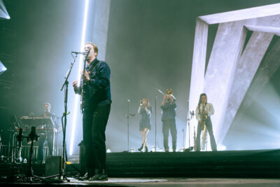 George Ezra @ Vorst Nationaal, picture 5, photographed by Claudia Guldentops - FrontView Magazine