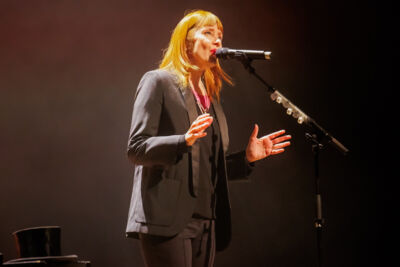 Suzanne Vega Live in concert, picture 5, photographed by Paul Jongeneelen - FrontView Magazine