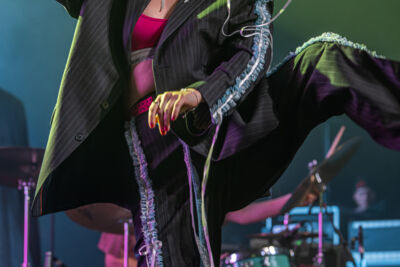Lauran Hibberd @ Trix, picture 16, photographed by David Johnson - FrontView Magazine