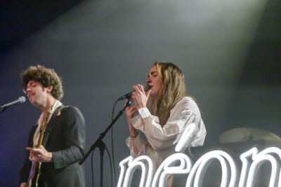 Néomi @ De Roma, picture 4, photographed by Peter Smet - FrontView Magazine