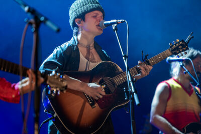 Big Thief @ De Roma, picture 11, photographed by David Johnson - FrontView Magazine
