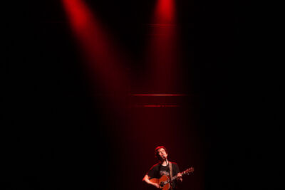 Milo Meskens @ Trixxo Theater, picture 1, photographed by Gert Daemen - FrontView Magazine