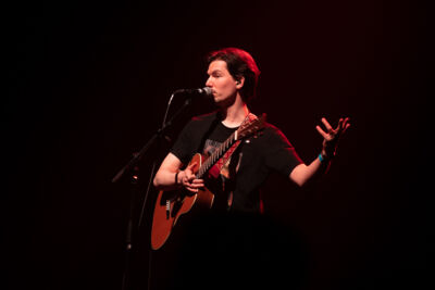 Milo Meskens @ Trixxo Theater, picture 4, photographed by Gert Daemen - FrontView Magazine